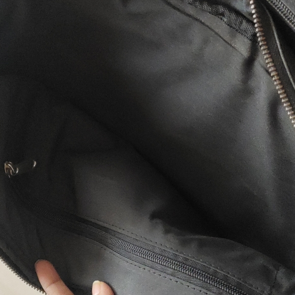 Baggit office/laptop bag - Picture 6 of 9